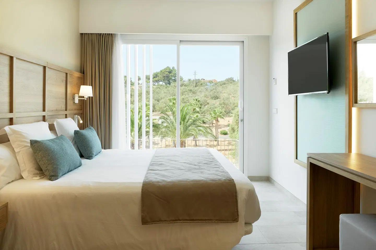 Iberostar Waves Cala Domingos ROOM_EXAMPLE