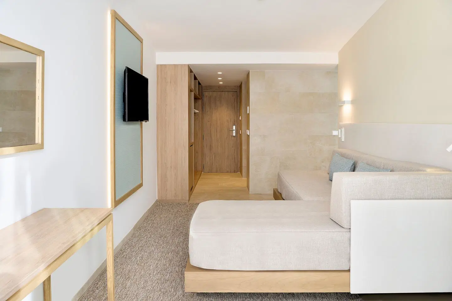 Iberostar Waves Cala Domingos ROOM_EXAMPLE