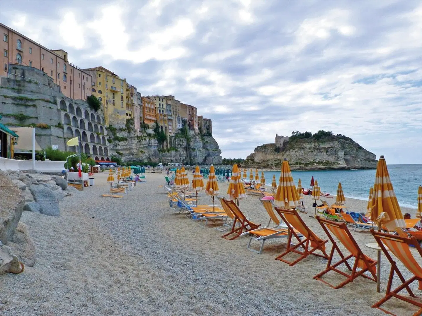 Le Roccette Mare Strand