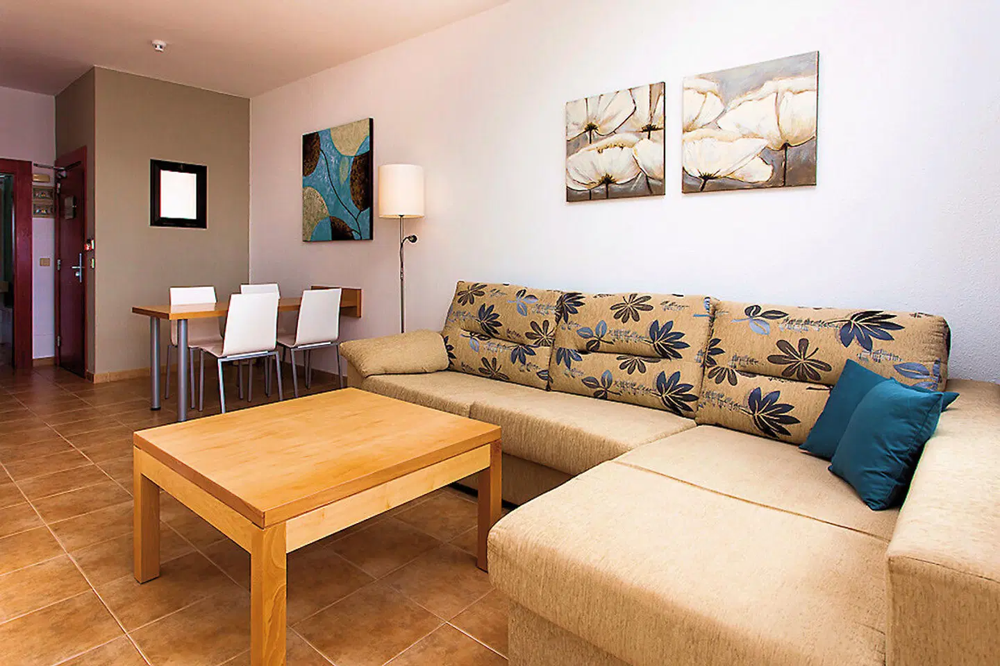 SBH Royal Monica ROOM_EXAMPLE