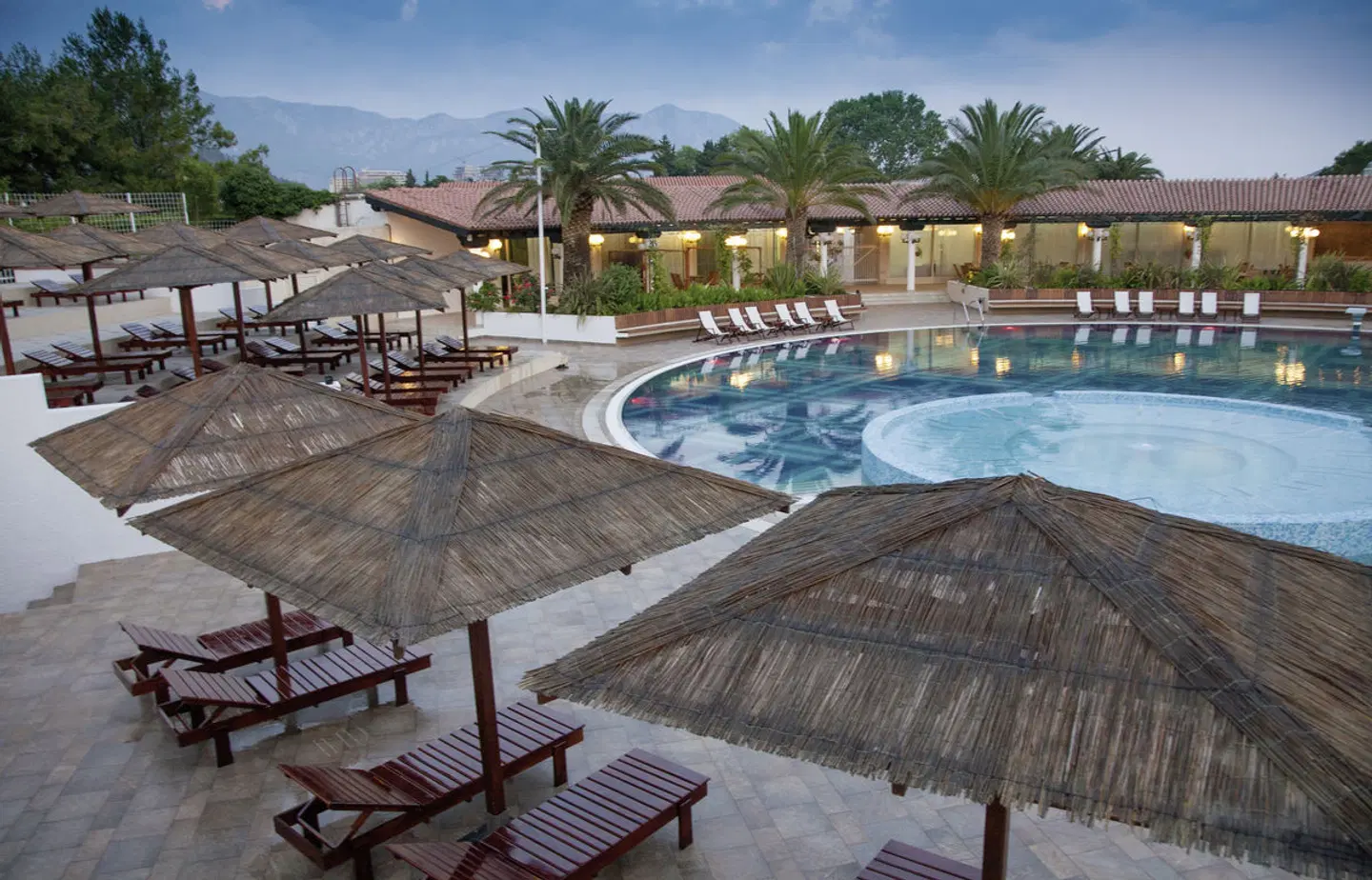 Slovenska Plaza OUTDOOR_POOL