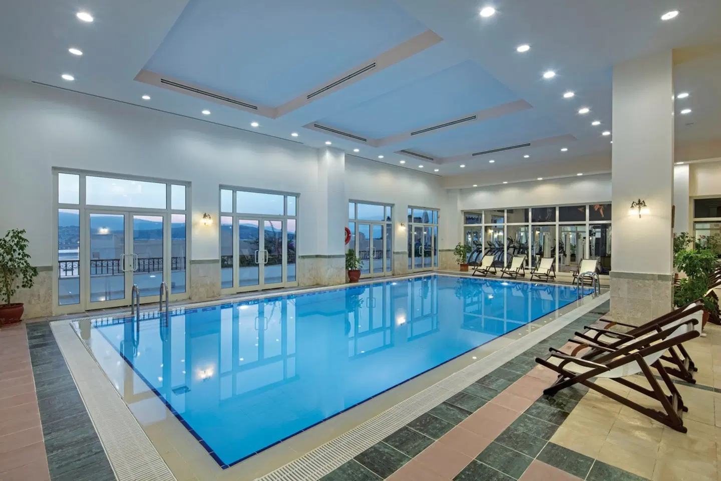 Selectum Colours Bodrum Hallenbad