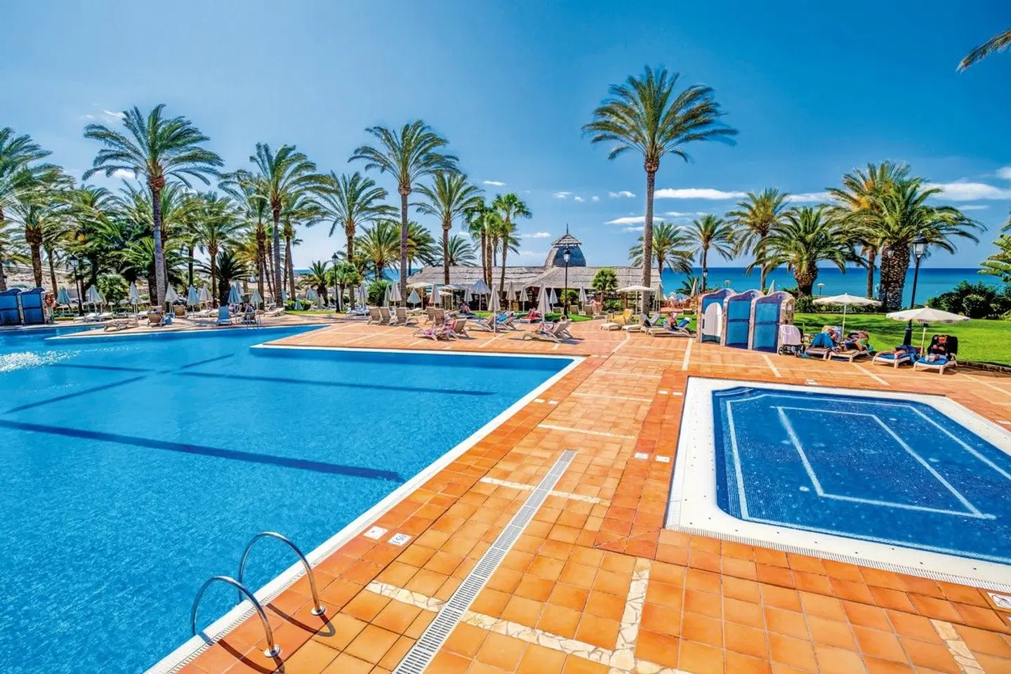 SBH Costa Calma Beach Resort OUTDOOR_POOL