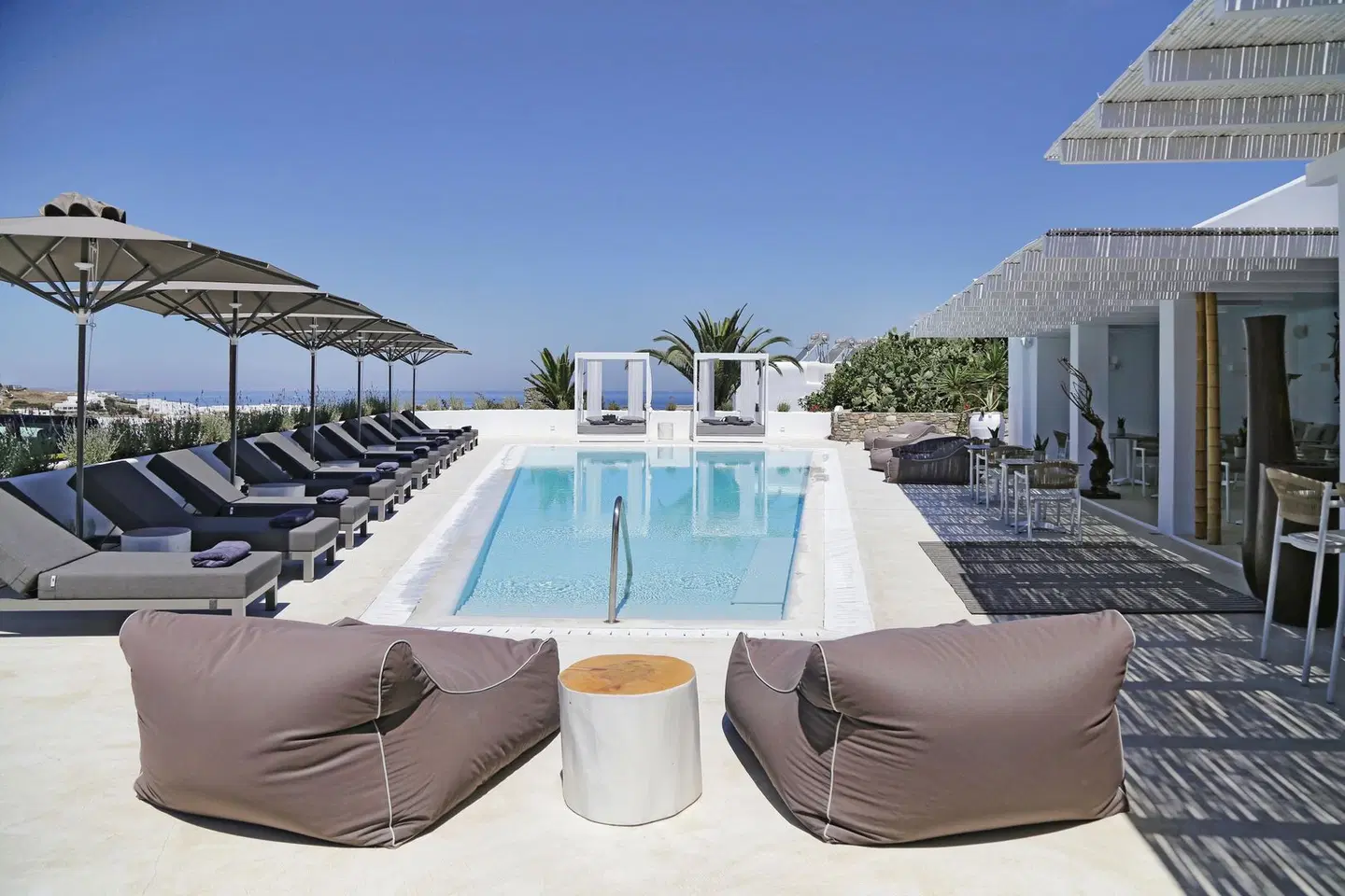 Livin Mykonos OUTDOOR_POOL
