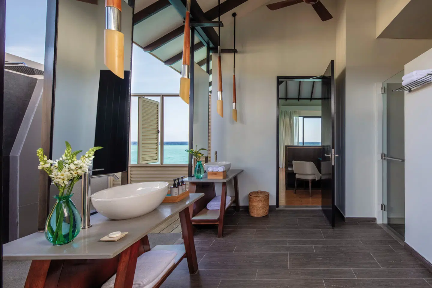 NH Collection Maldives Havodda Resort Badezimmer