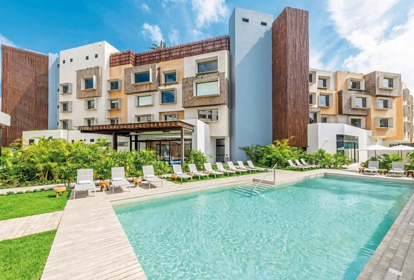 Aloft Tulum OUTDOOR_POOL