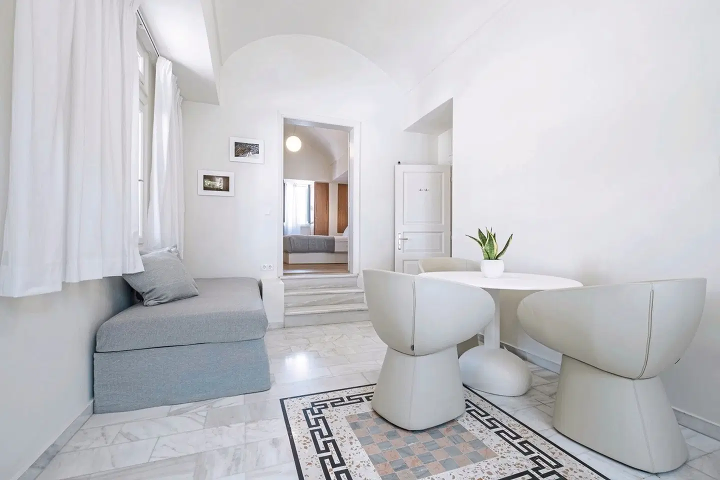 Xenones Filotera LOUNGE_LOBBY