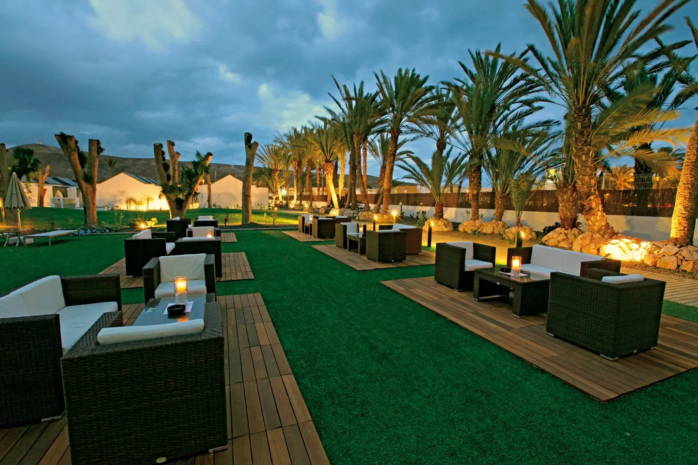 R2 Romantic Fantasia Dreams - Adults only Terrasse