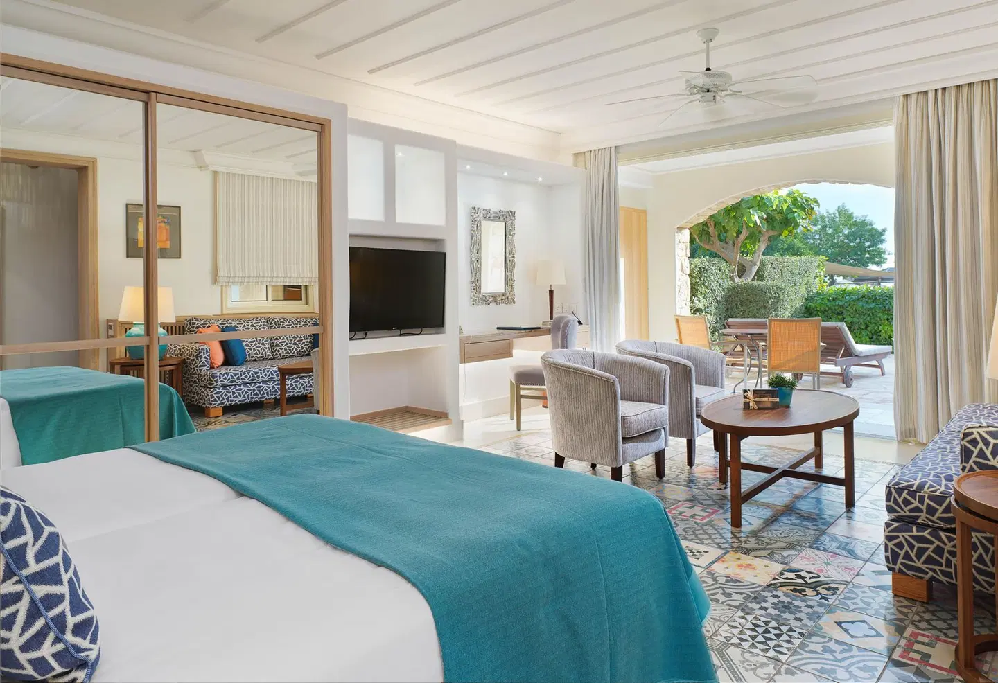 Columbia Beach Resort ROOM_EXAMPLE