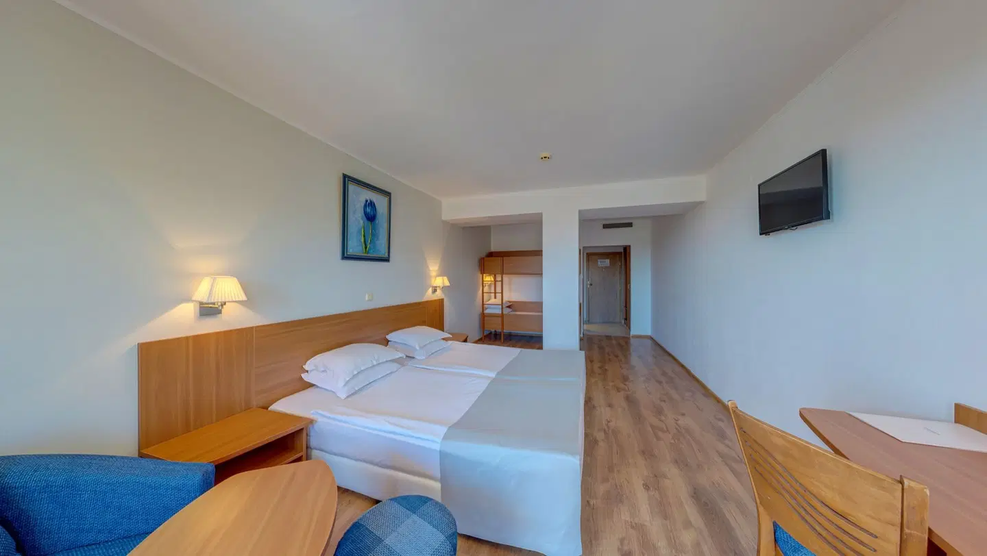 Madara Park Hotel ROOM_EXAMPLE