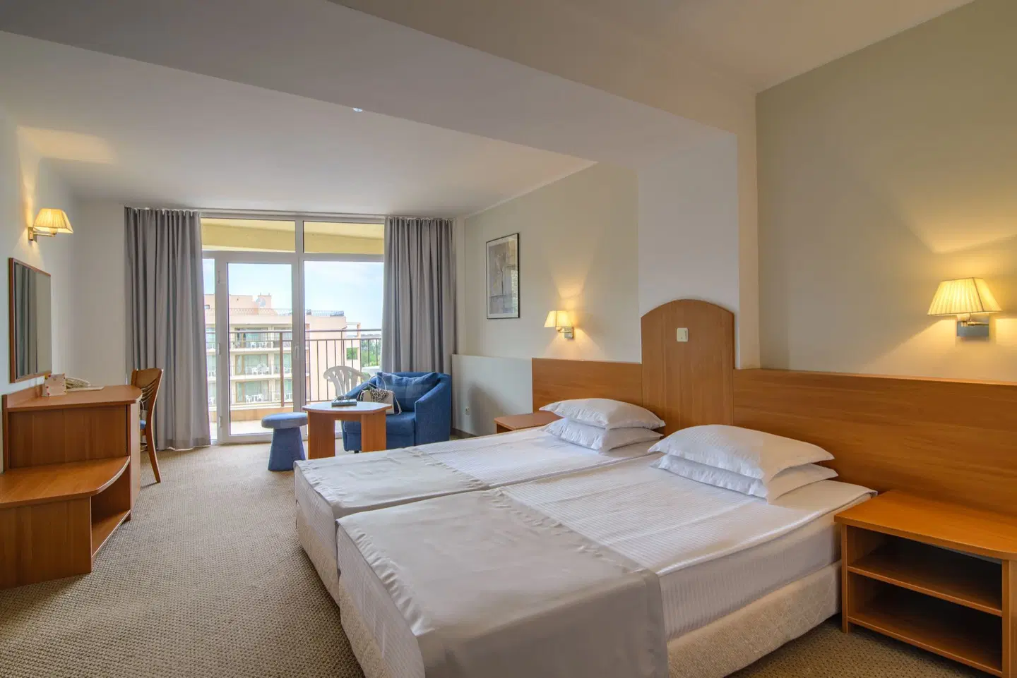 Madara Park Hotel ROOM_EXAMPLE