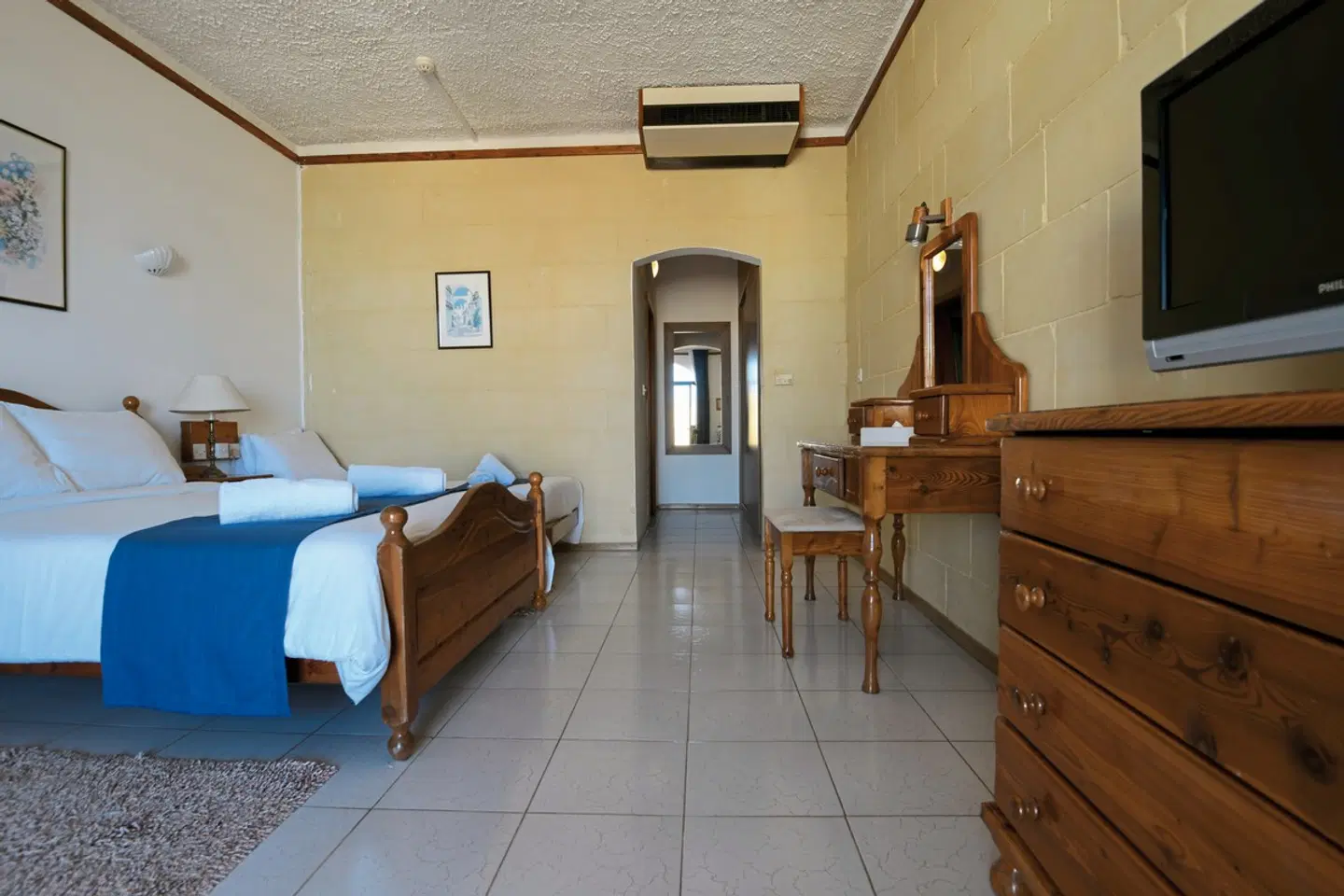 Cornucopia Hotel ROOM_EXAMPLE