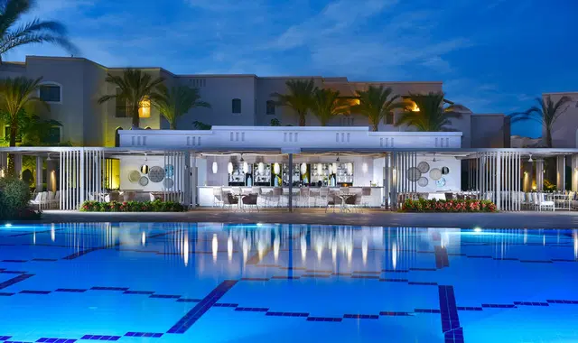 Steigenberger Alcazar OUTDOOR_POOL