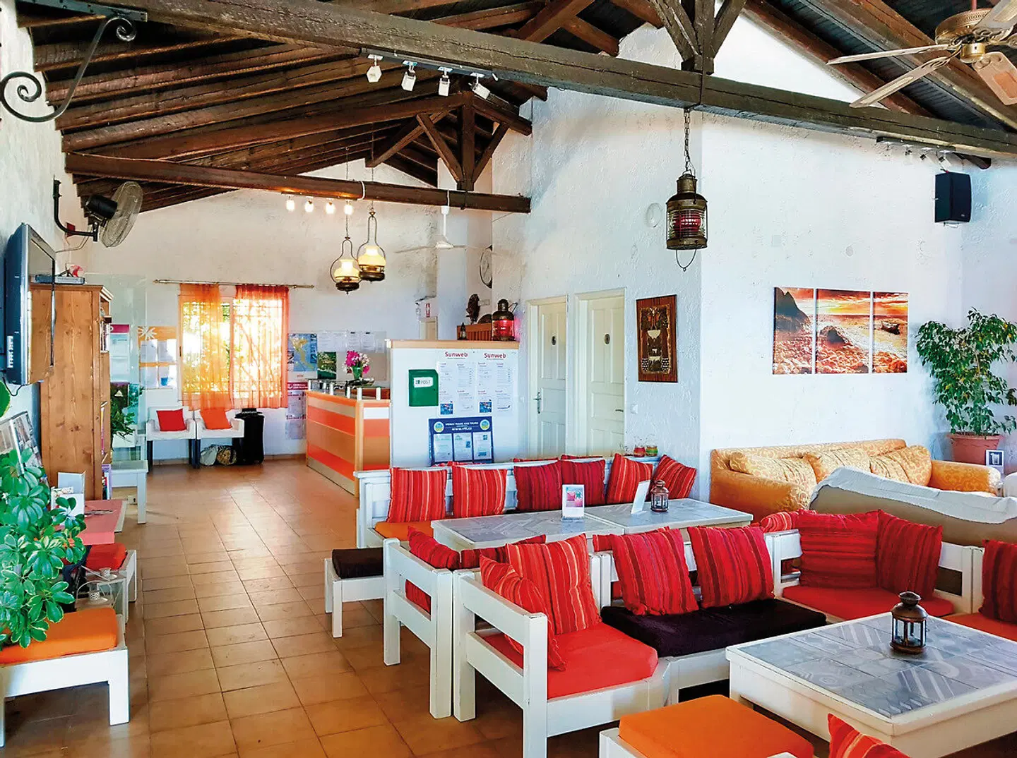 Nautilus LOUNGE_LOBBY