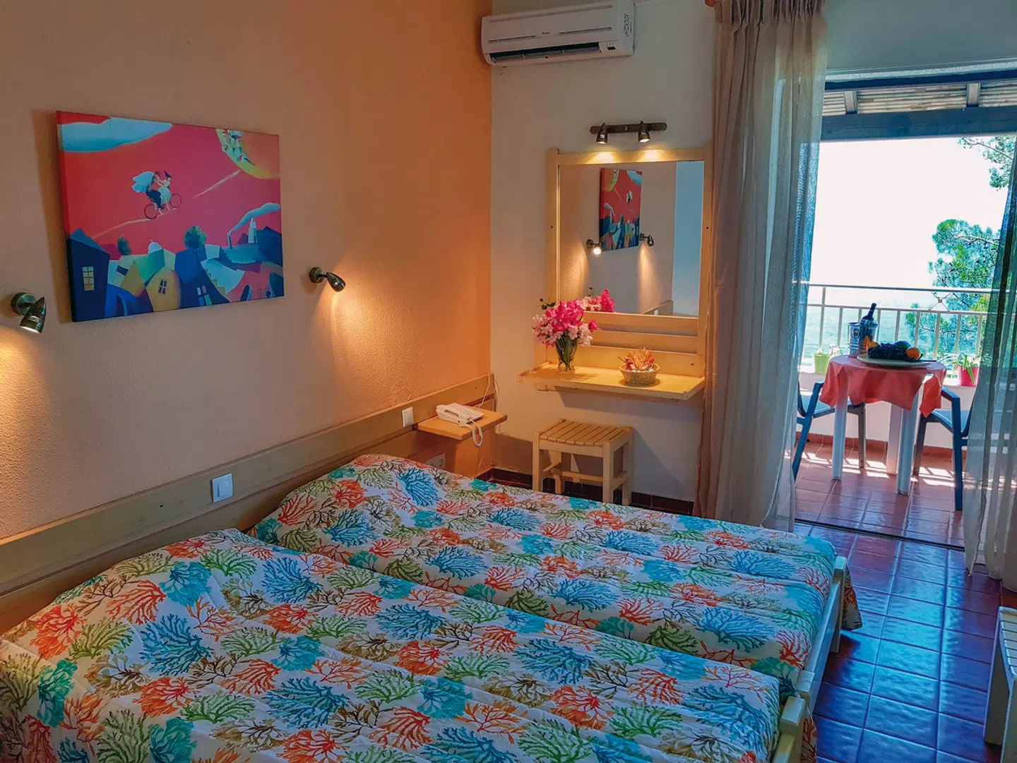 Nautilus ROOM_EXAMPLE