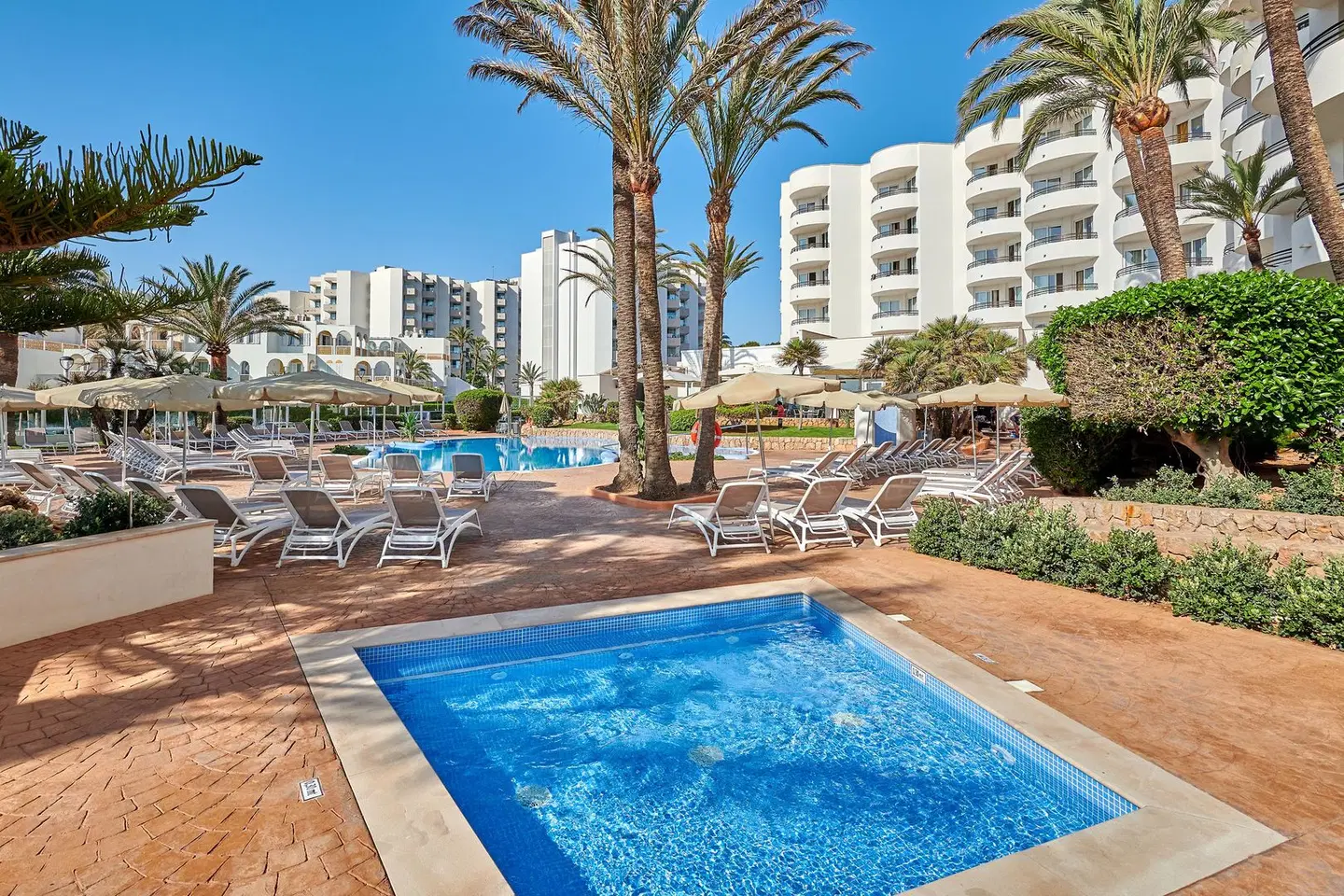Hipotels Dunas Cala Millor OUTDOOR_POOL