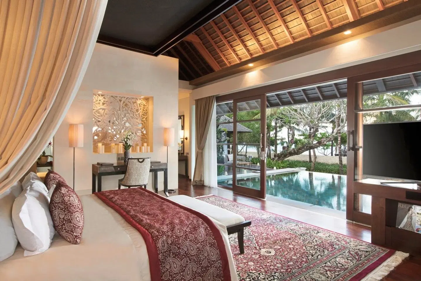 The Royal Santrian Luxury Beach Villas ROOM_EXAMPLE