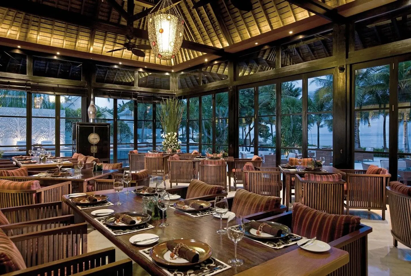 The Royal Santrian Luxury Beach Villas Restaurant