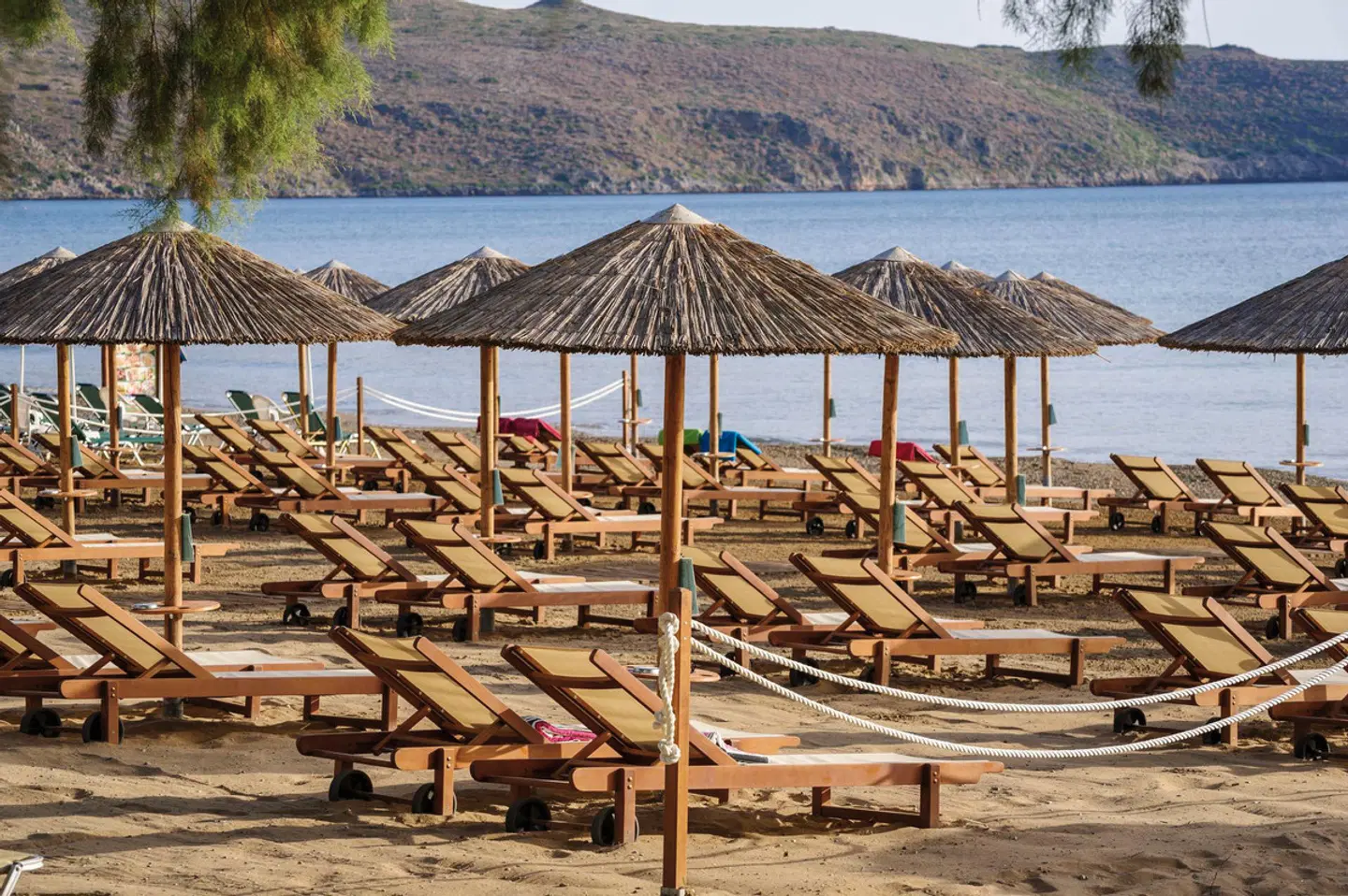 Atlantica Amalthia Beach Hotel Strand