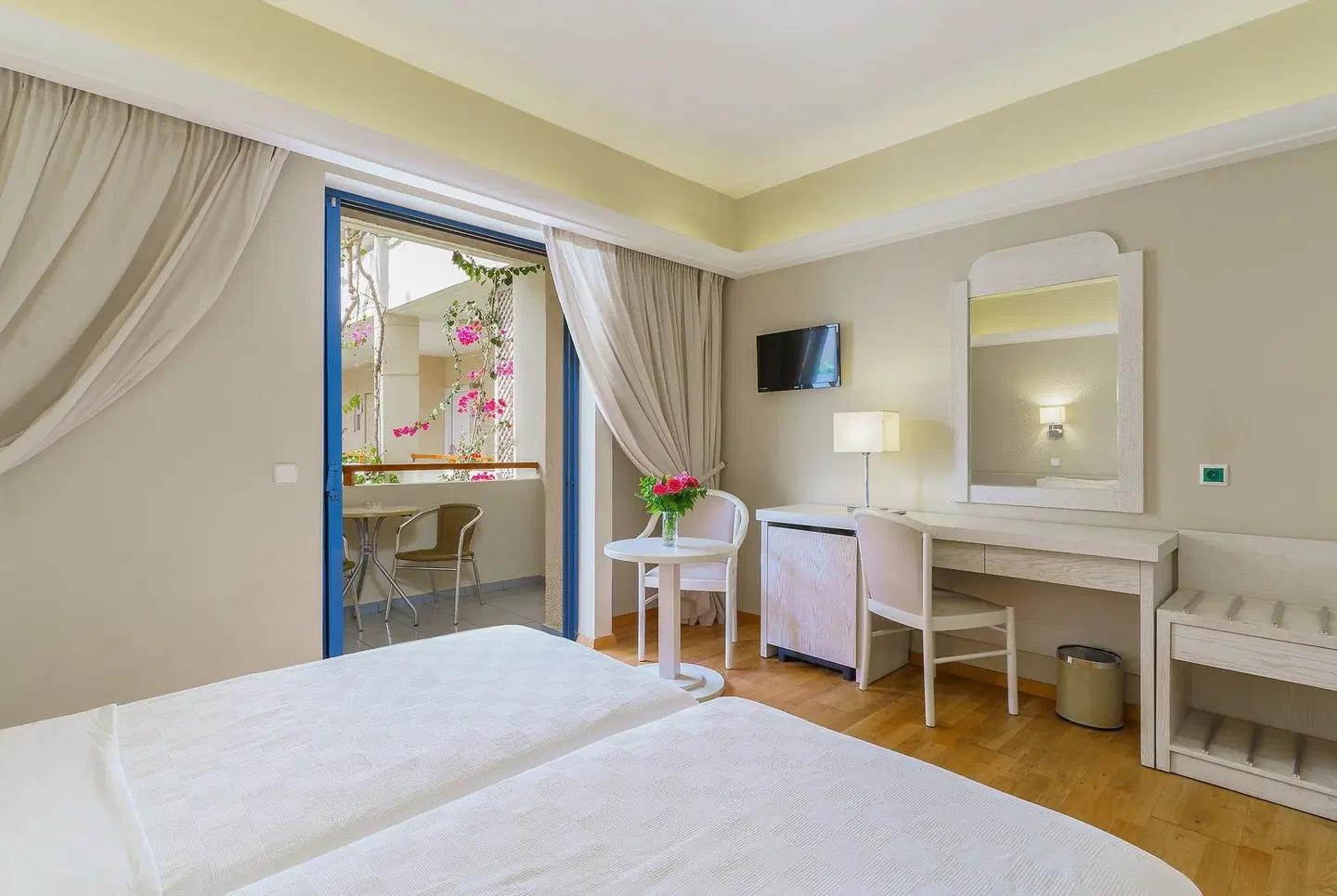 Pearl Beach ROOM_EXAMPLE