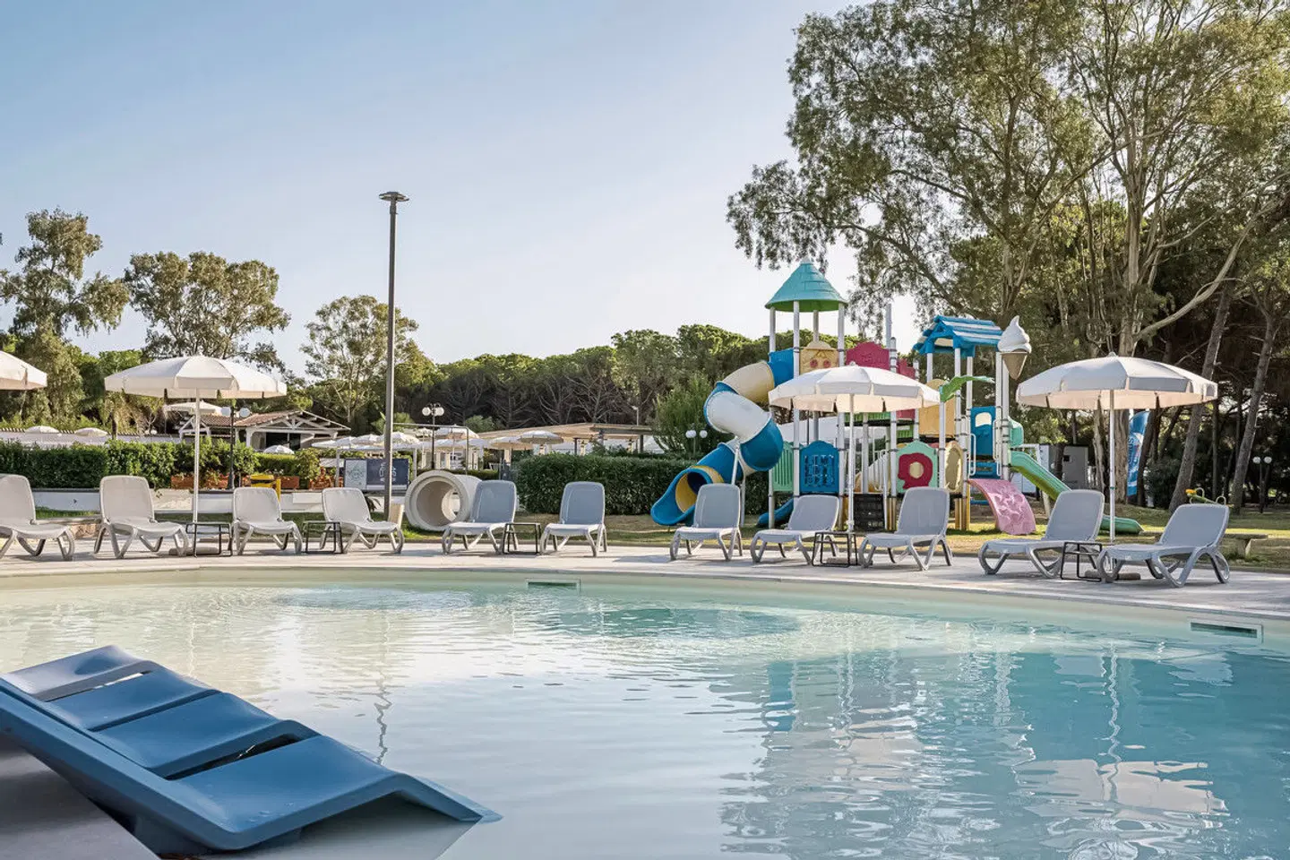 Salice Club Resort OUTDOOR_POOL