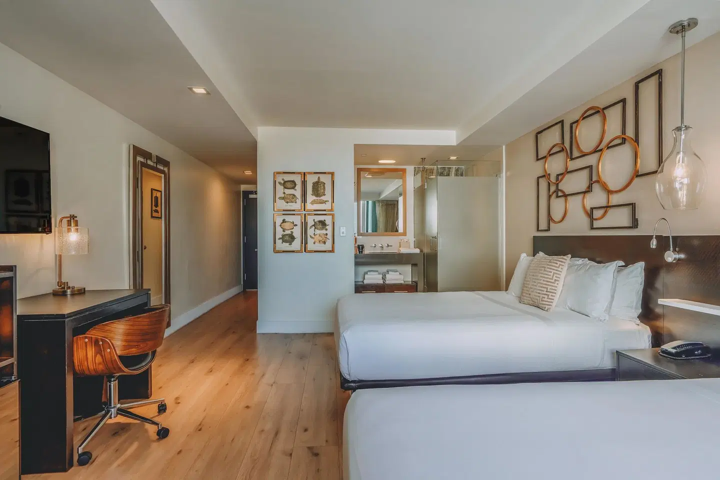 Berkeley Shore Hotel & Apts ROOM_EXAMPLE