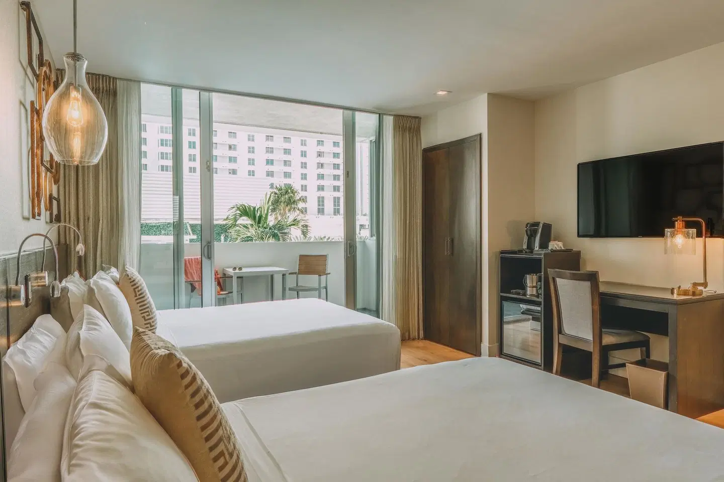 Berkeley Shore Hotel & Apts ROOM_EXAMPLE