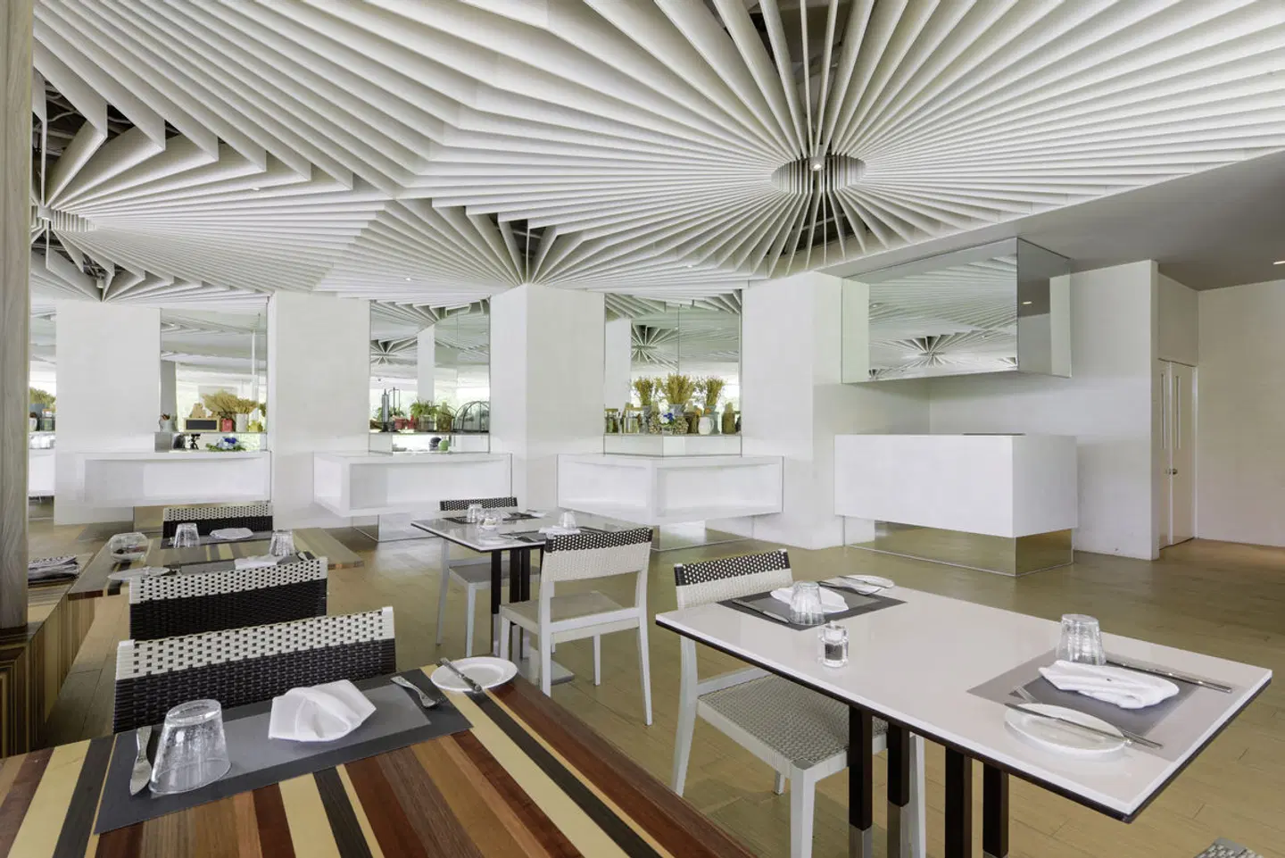 Veranda Resort Pattaya - MGallery Restaurant