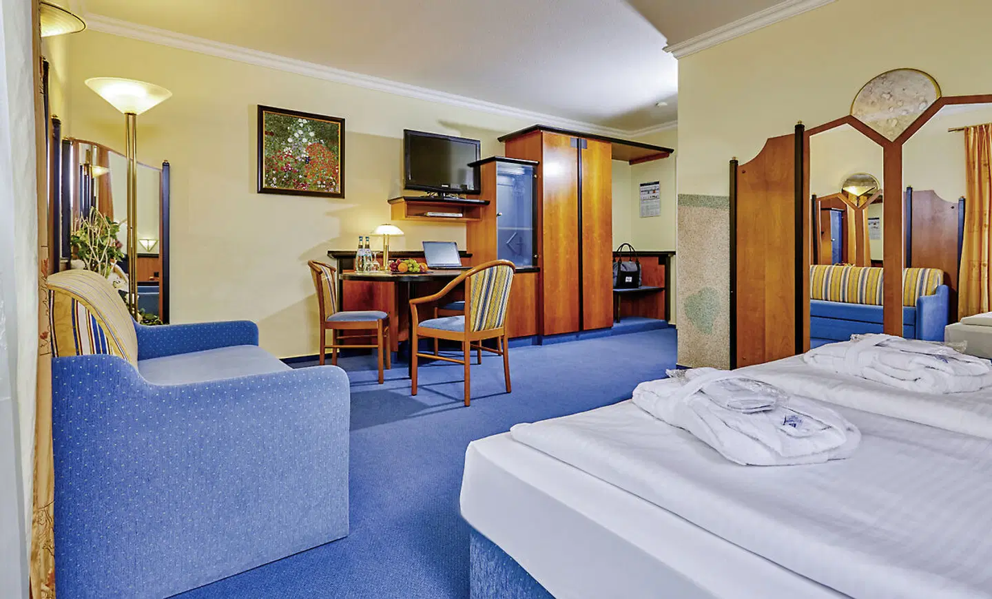 Hotel LinderHof Erfurt ROOM_EXAMPLE