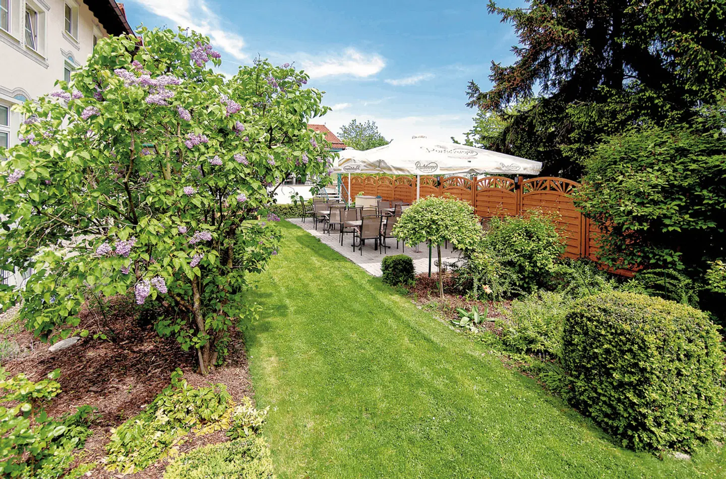 Hotel LinderHof Erfurt EXTERIOR