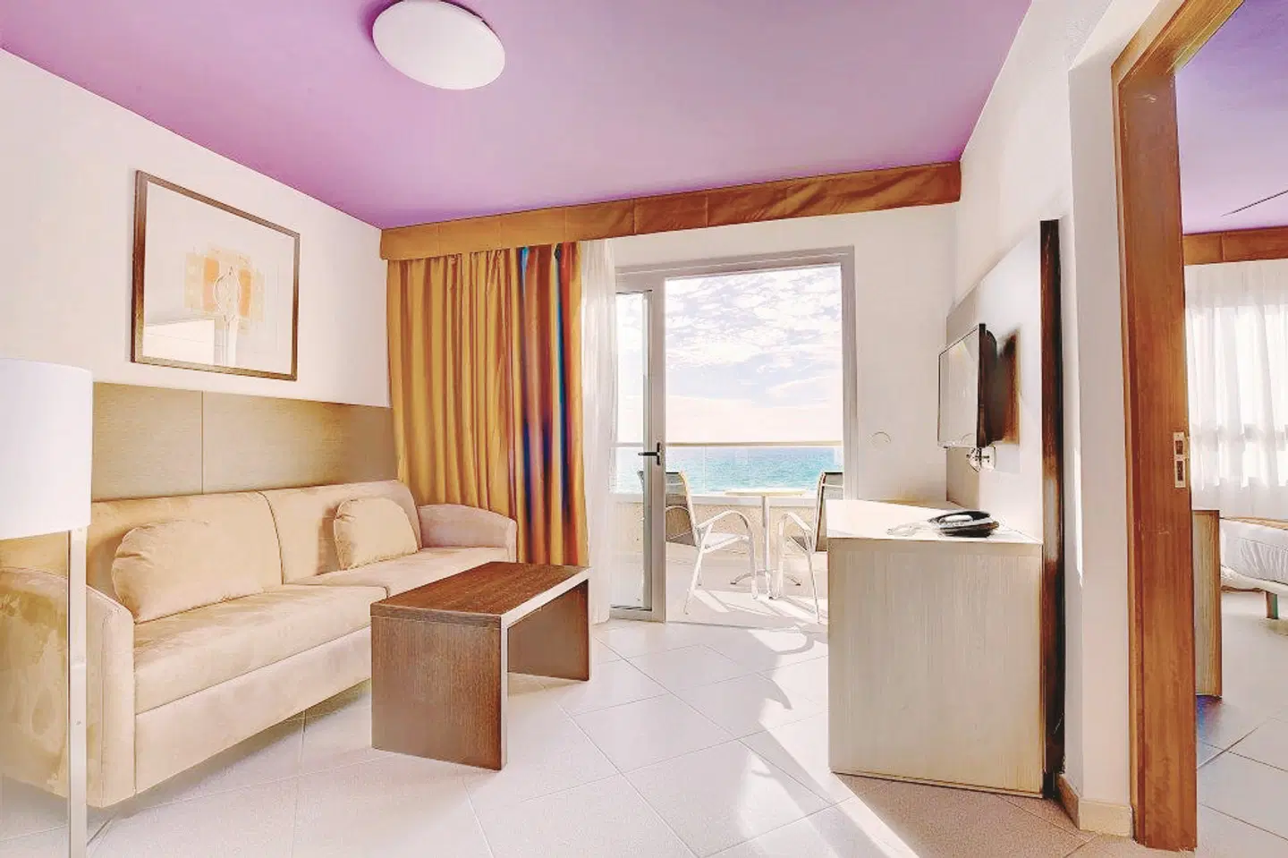 SBH Monica Beach Resort ROOM_EXAMPLE