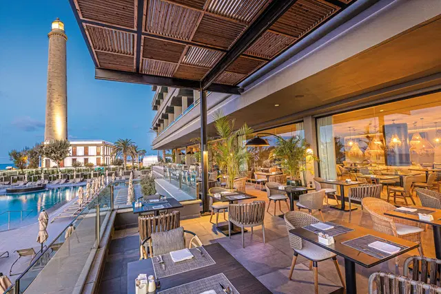 Faro, a Lopesan Collection Hotel Terrasse