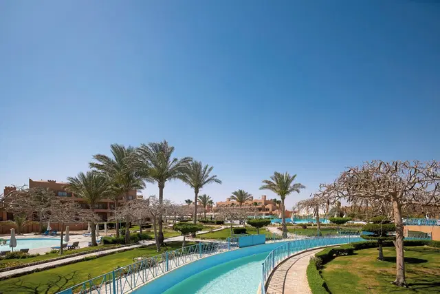 Akassia Swiss Resort OUTDOOR_POOL