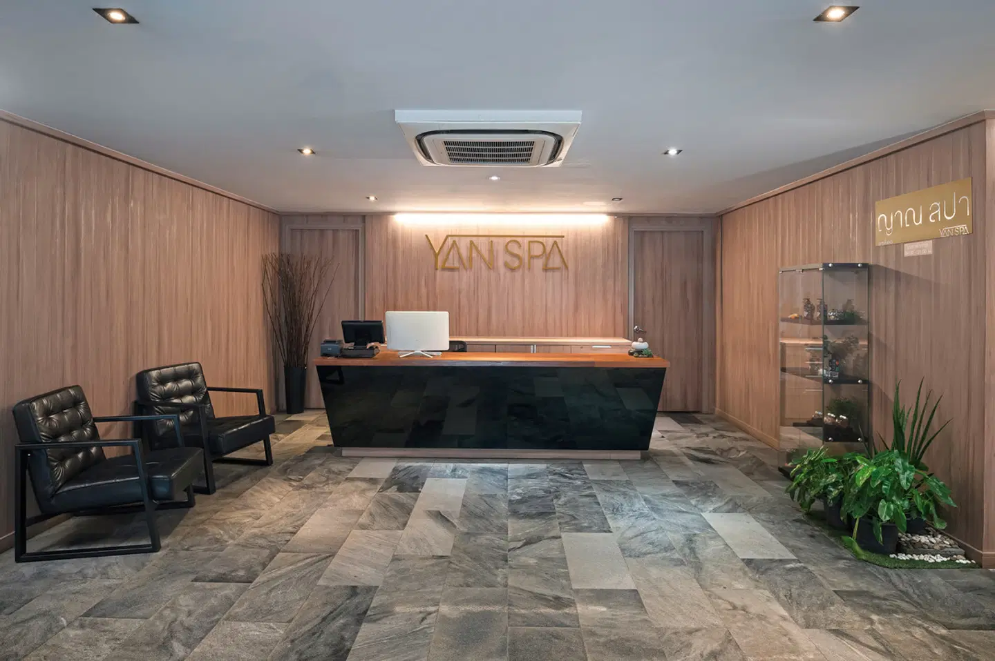 Cross Vibe Bangkok Sukhumvit LOUNGE_LOBBY