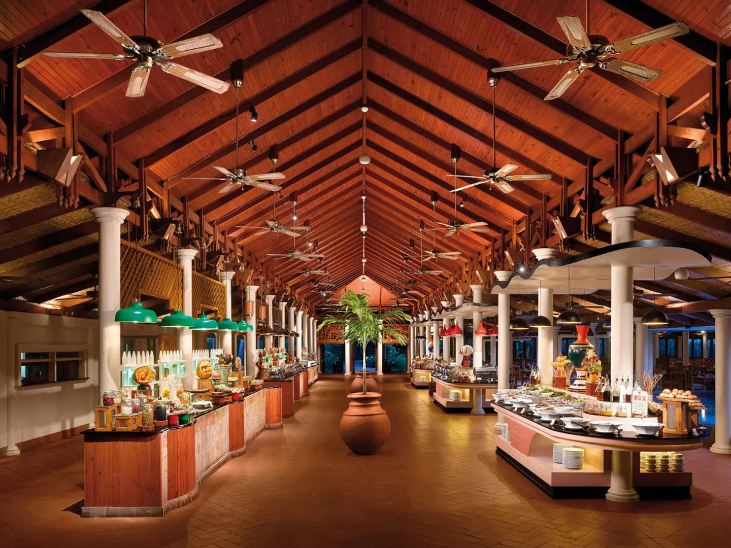 Royal Island Resort & Spa LOUNGE_LOBBY