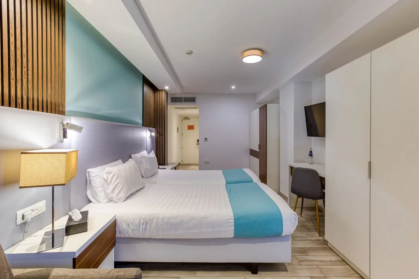 Solana Hotel & Spa ROOM_EXAMPLE