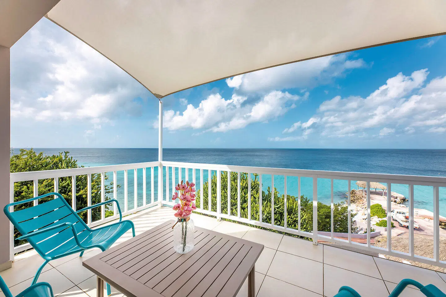 Coral Estate Luxury Resort Terrasse