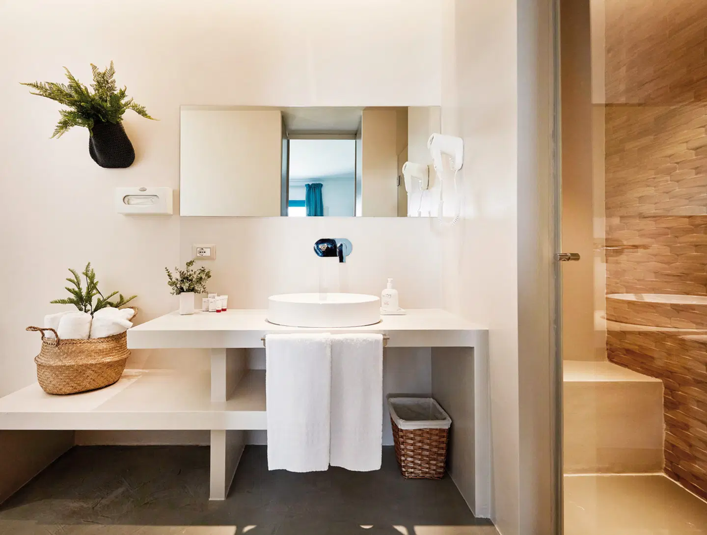 VOI Marsa Siclà Essentia Badezimmer