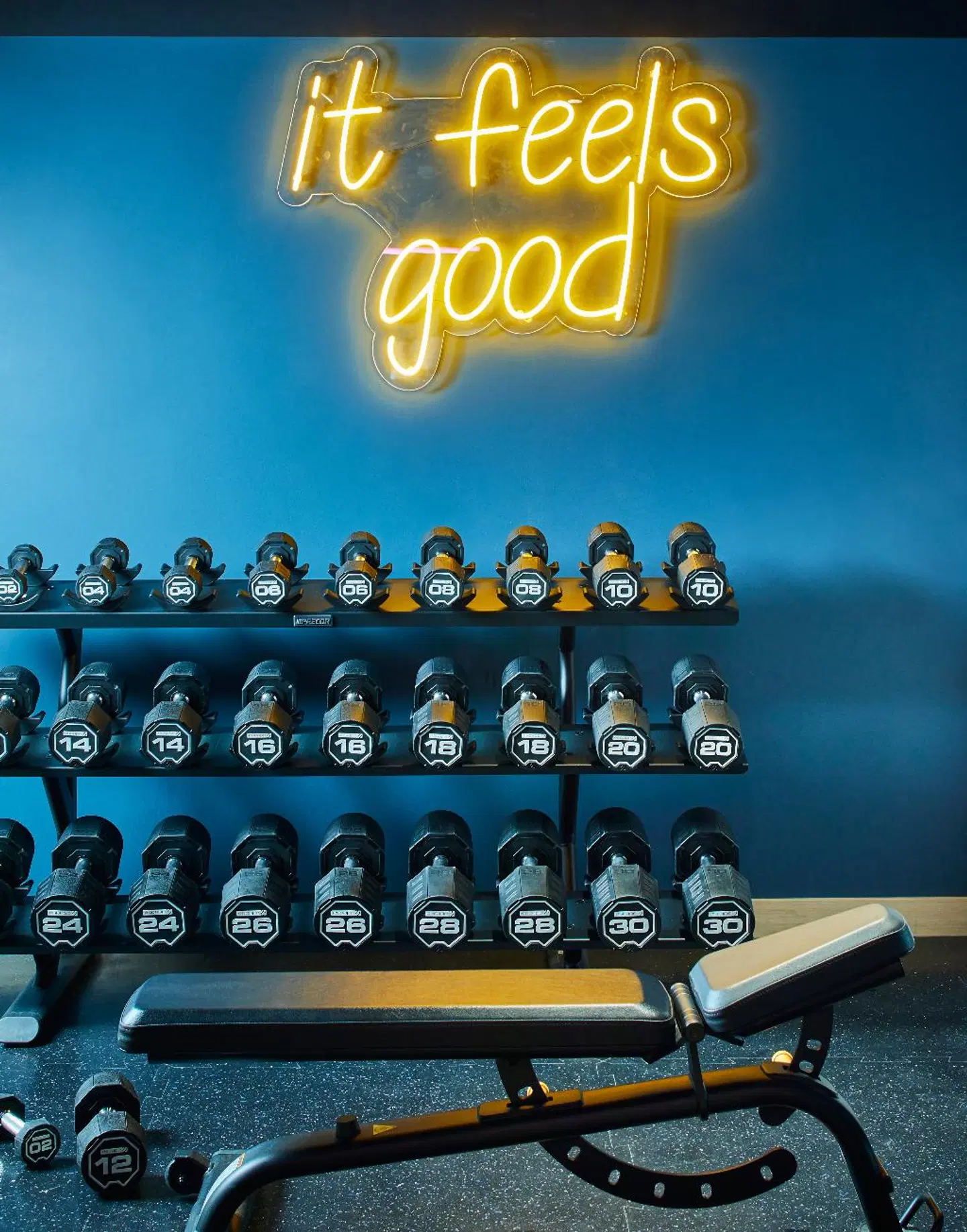 Jurys Inn Edinburgh EXTERIOR