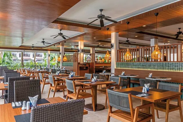 Kamala Beach Resort (A Sunprime Resort) Restaurant