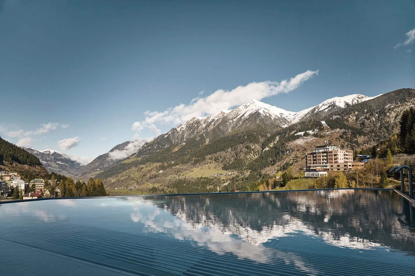 Urban Nature Bad Gastein - Badeschloss LANDSCAPE