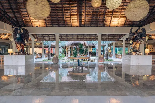 Iberostar Waves Quetzal Restaurant