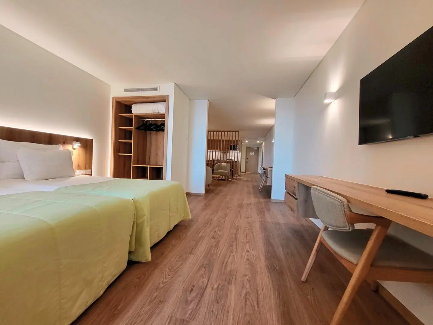 Royal Orchid ROOM_EXAMPLE