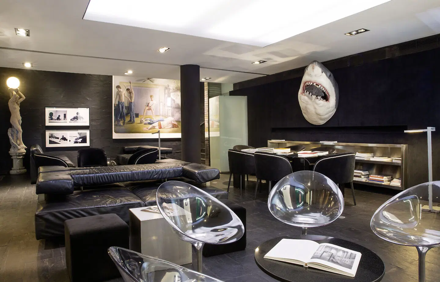 HM Jaime III LOUNGE_LOBBY