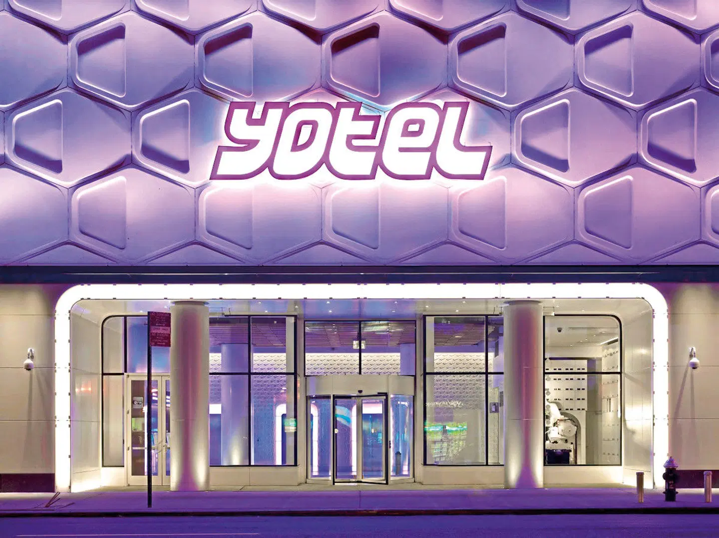 YOTEL New York at Times Square MODEL_IMPRESSION