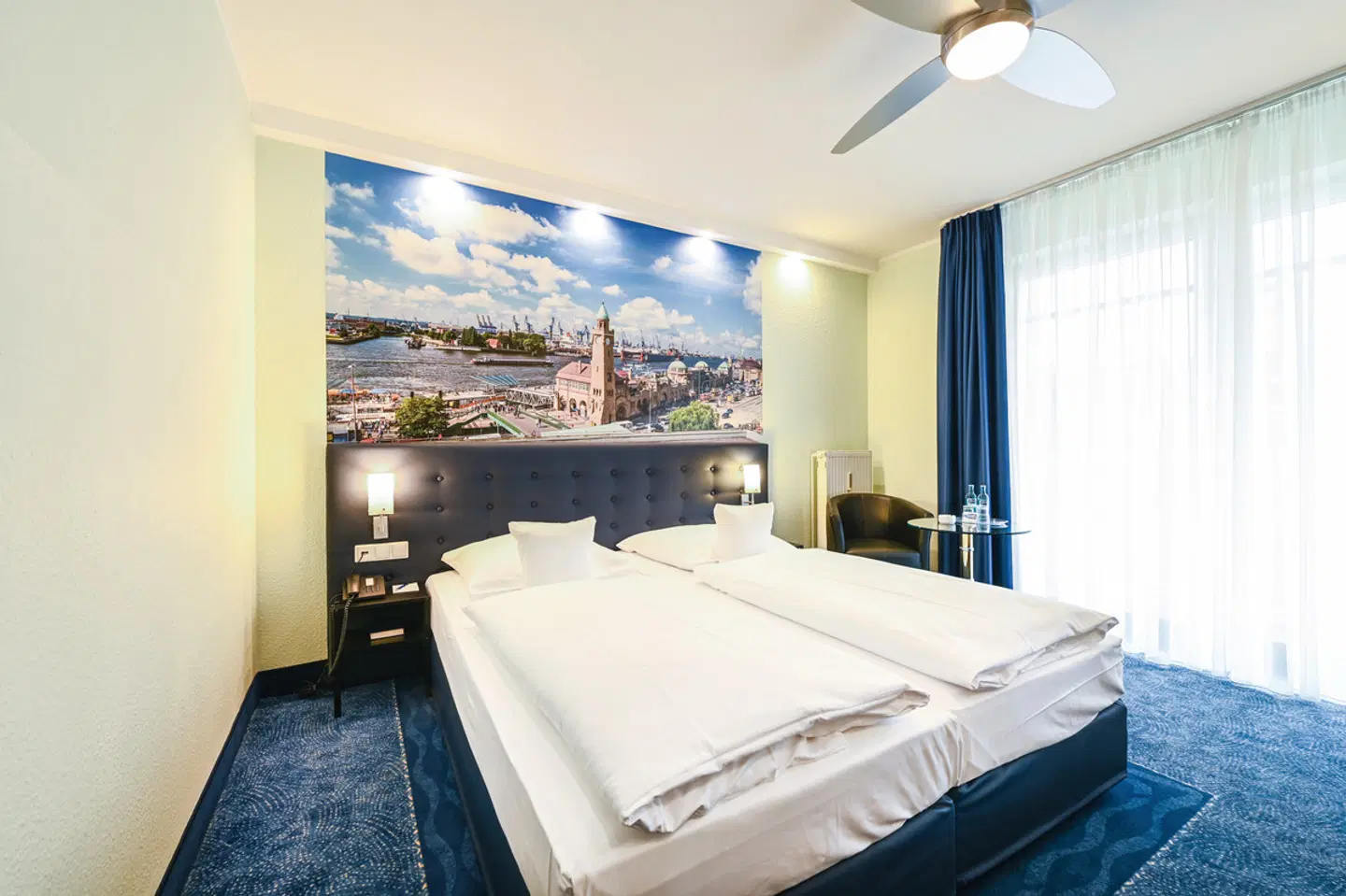 Hotel Hanseport Hamburg ROOM_EXAMPLE