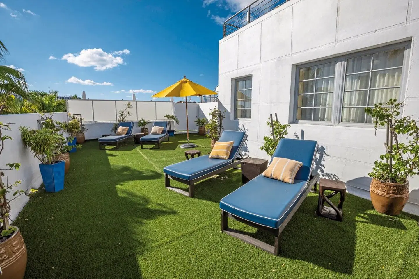 Riviera Suites South Beach EXTERIOR