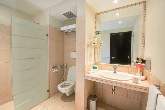 Sentido Reef Oasis Senses Resort Badezimmer