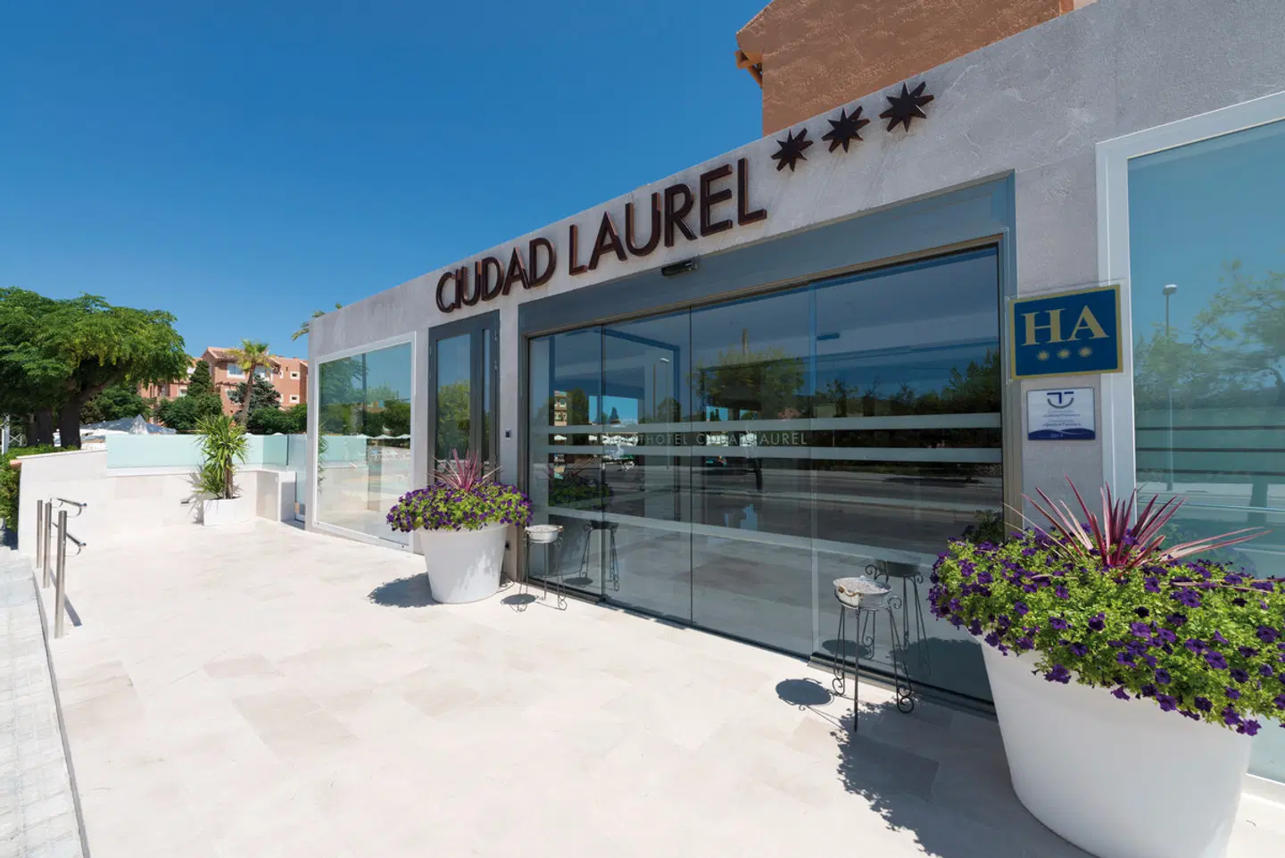 Ciudad Laurel EXTERIOR