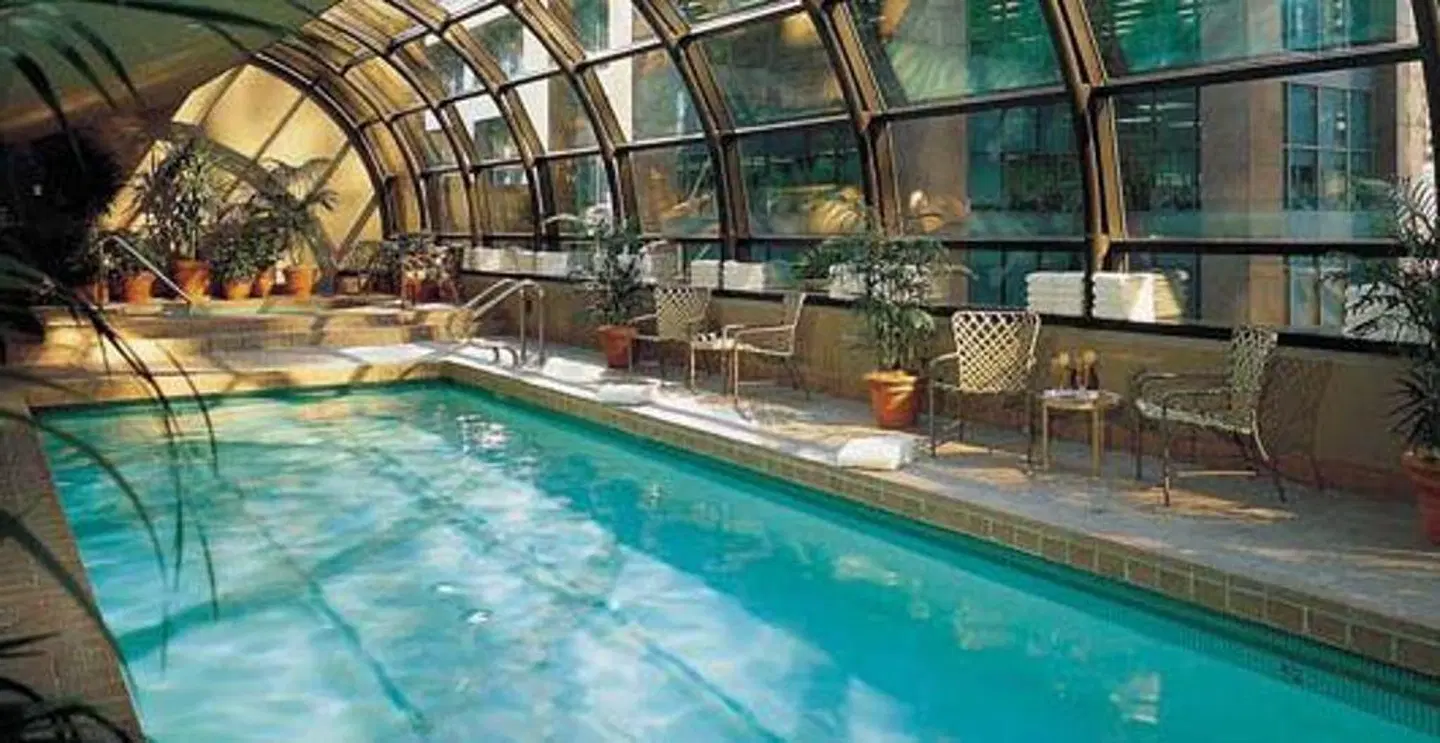 Metropolitan Hotel Vancouver Hallenbad